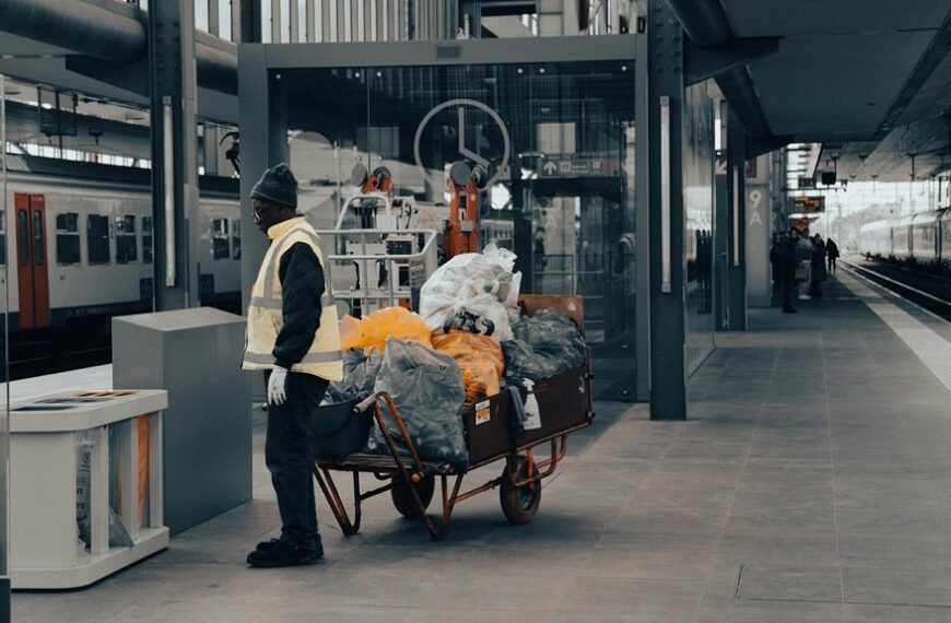 innovative online platform hub