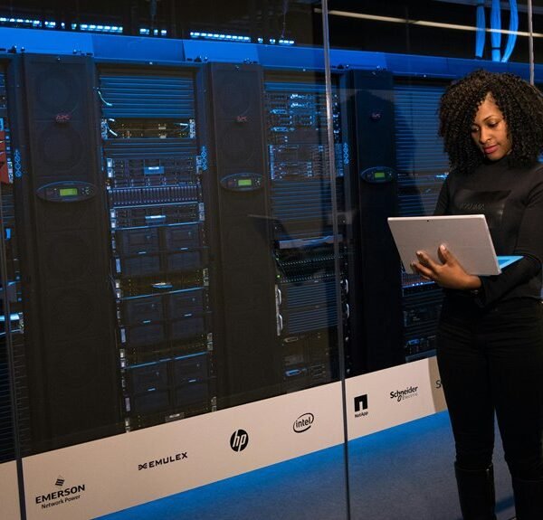 modern web engine cloud network
